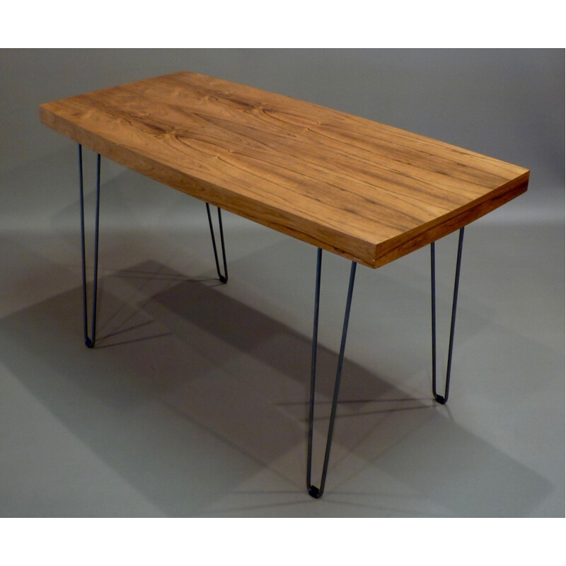 Scandinavian table in rosewood with hairpin legs - 1950s