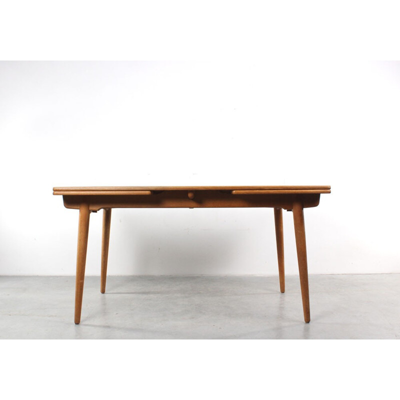 Scandinavian Andreas Tuck "AT312" extendable table in oak, Hans WEGNER - 1960s