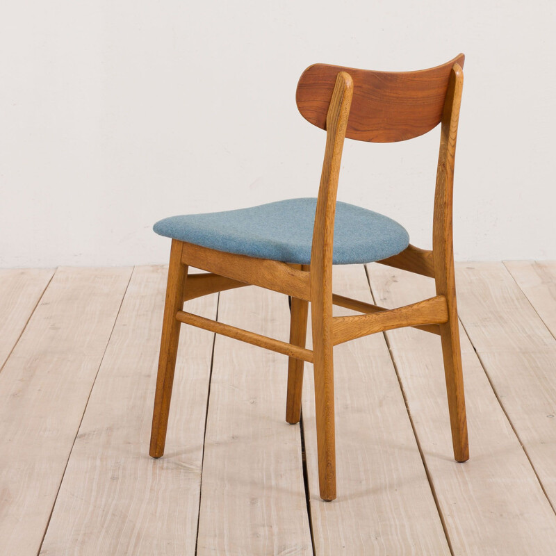 Ensemble 4 chaises vintage tapissées de laine Danemark 1960