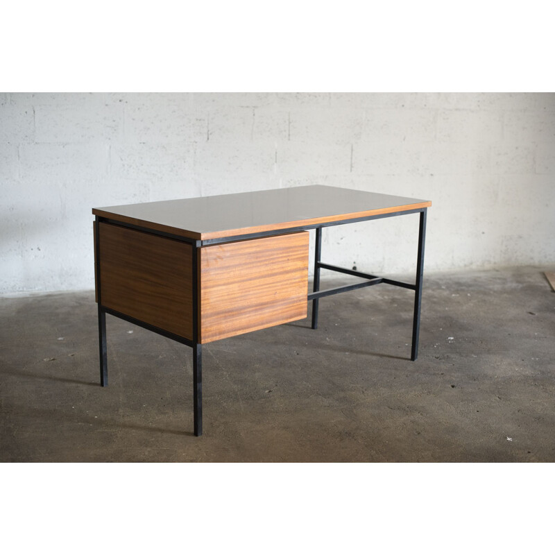 Bureau vintage modelé 620 par Pierre Gariche