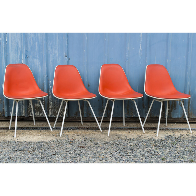 Set of 4 Vintage chairs in orange skai and parchment fibre