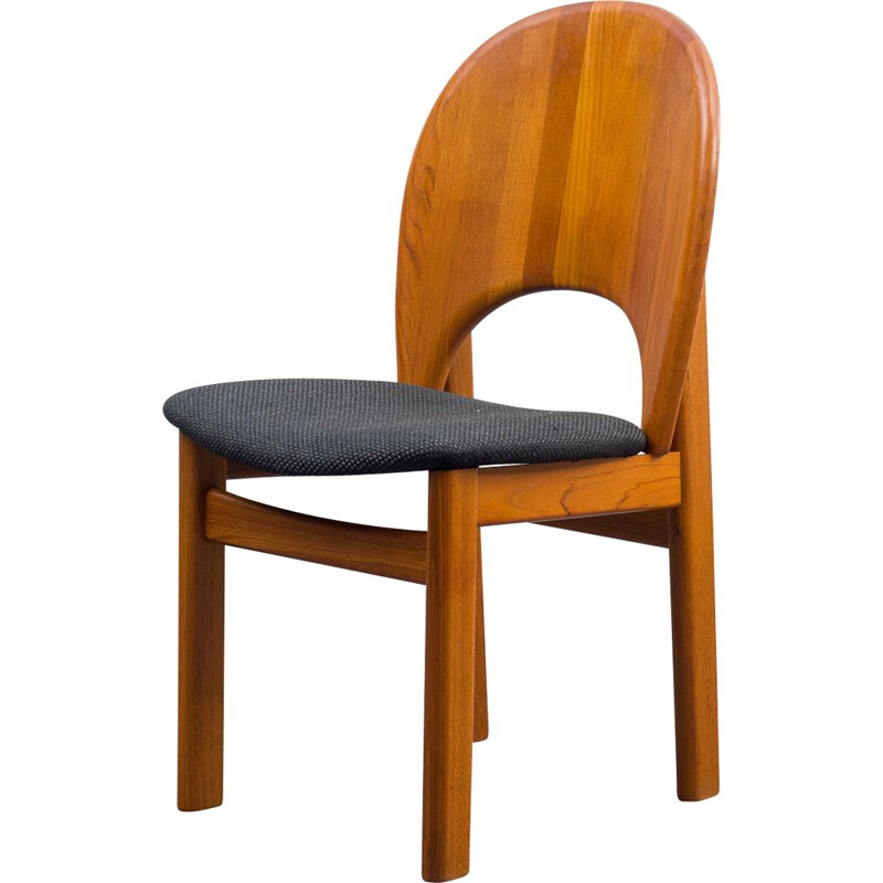 Vintage chairs teak Reupholstered by Glostrup danoise 1970s