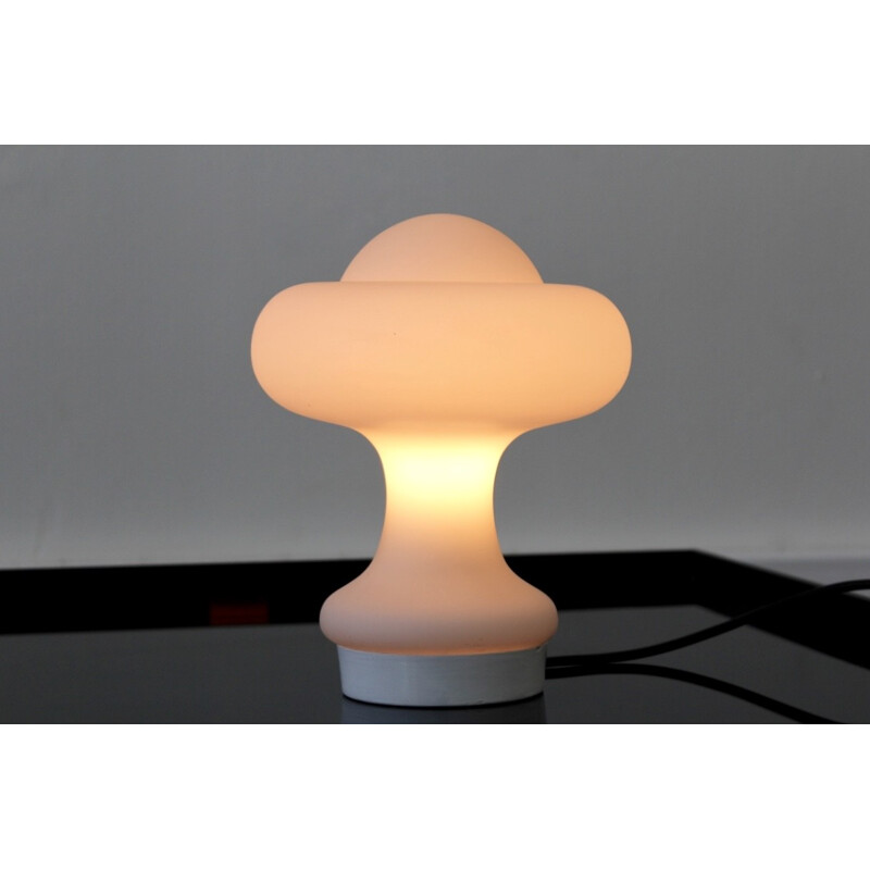 Peill & Putzler table lamp in opal glass - 1960s