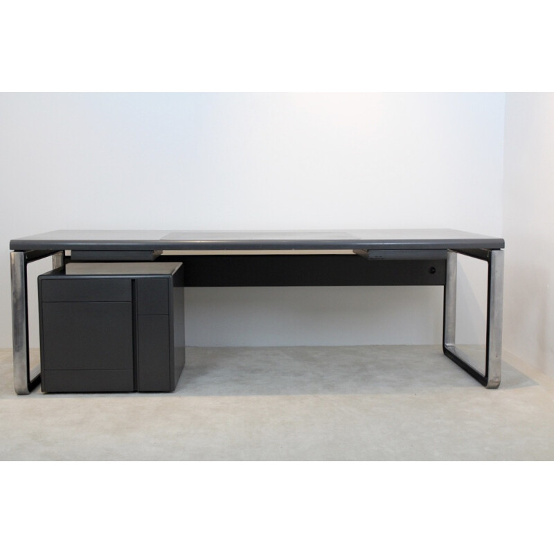 Tecno desk in aluminium, Oslvaldo BORSANI - 1970s