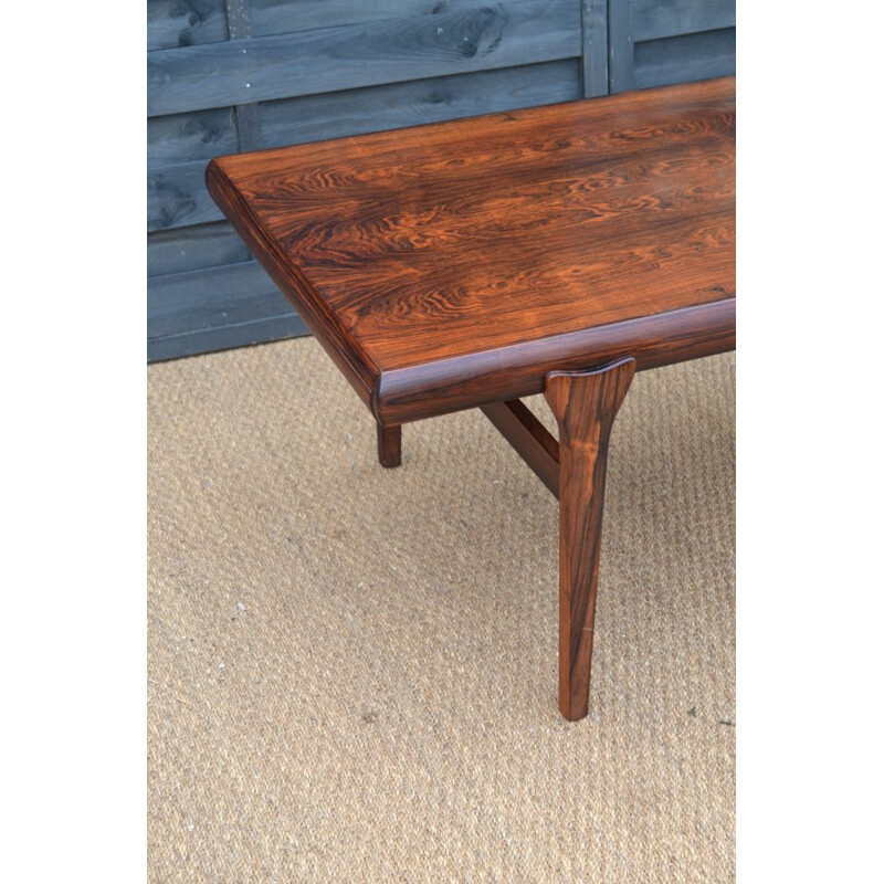 Table basse vintage en palissandre par Johannes Andersen 1960