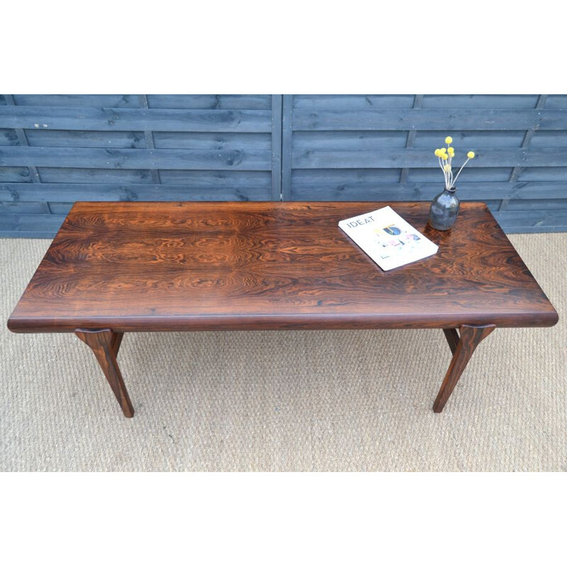 Table basse vintage en palissandre par Johannes Andersen 1960