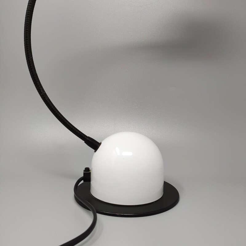 Vintage white table lamp by Veneta Lumi, Italy 1970