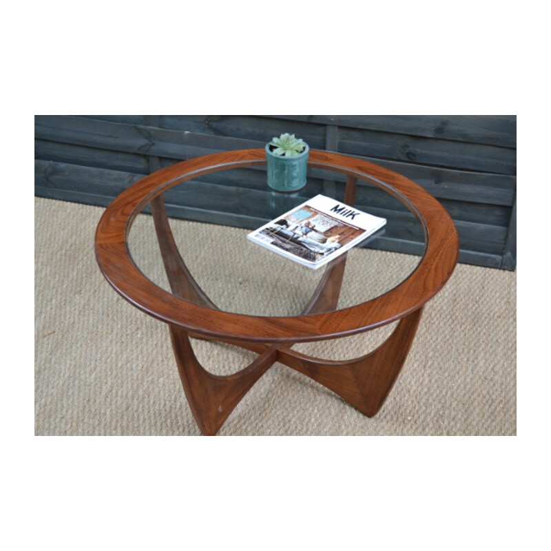 Table basse ronde "Astro" G-Plan, Victor WILKINS - 1960