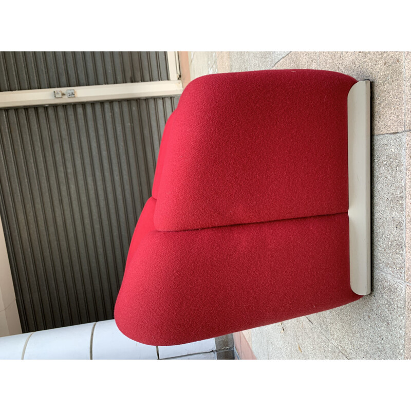 Vintage red Groovy armchair by Pierre Paulin 1975s