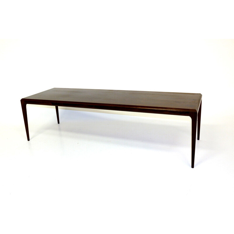 Table basse vintage en palissandre par Johannes Andersen pour silkeborg, Danemark 1960