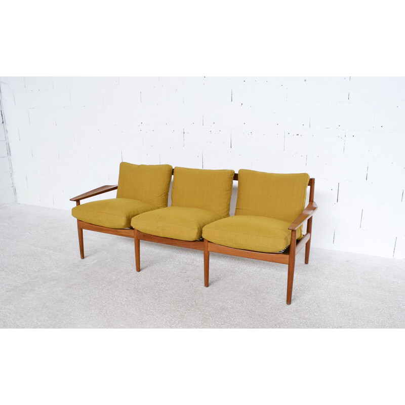 Vintage teak sofa by Svend Age Eriksen 1960s