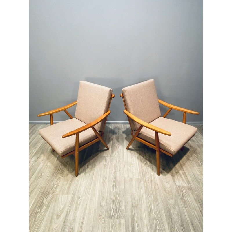 Paar beige vintage fauteuils Tsjechoslowakije 1960