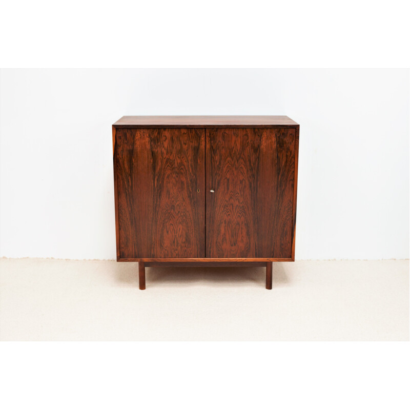 Vintage sideboard 