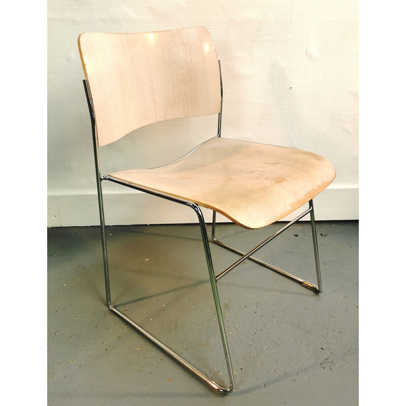 Chaise 40/4 vintage empilables par David Rowland