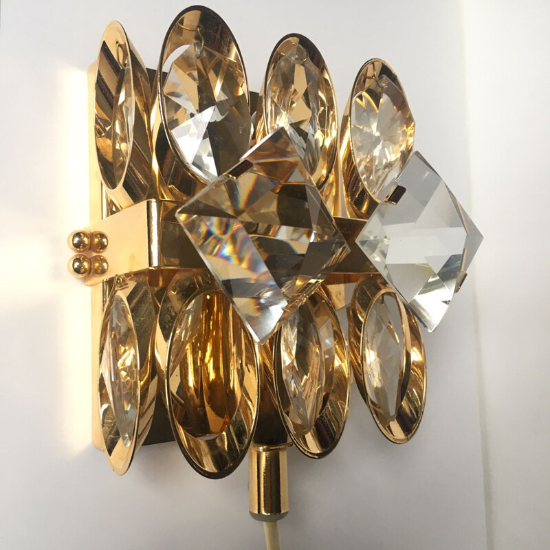 Vintage gilt brass and crystal wall lamp by Palwa, 1960