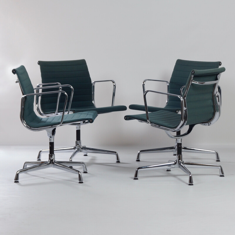 Satz von 4 Vintage-Stühlen von Vitra 1969