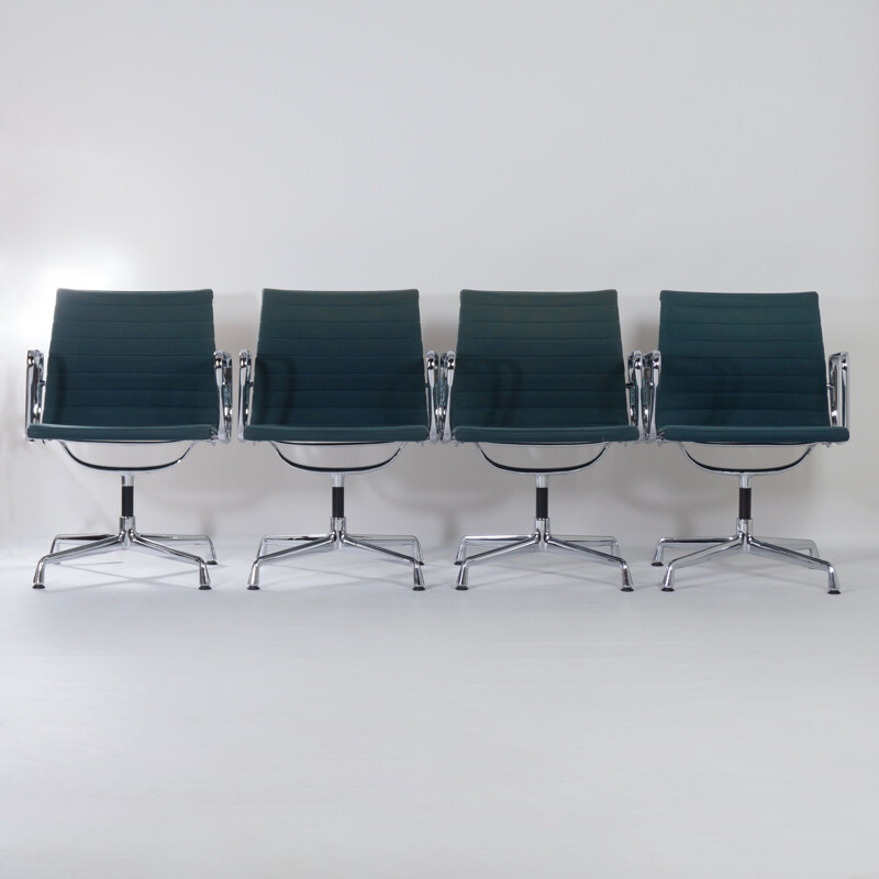 Ensemble de 4 chaises vintage par Vitra 1969