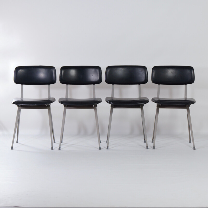 Set of 4 vintage Result Chairs by Friso Kramer and Wim Rietveld for Ahrend de Cirkel, 1960s 