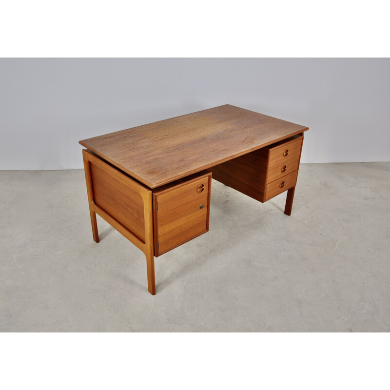 Vintage desk by Arne Vodder for GV Møbler 1960s