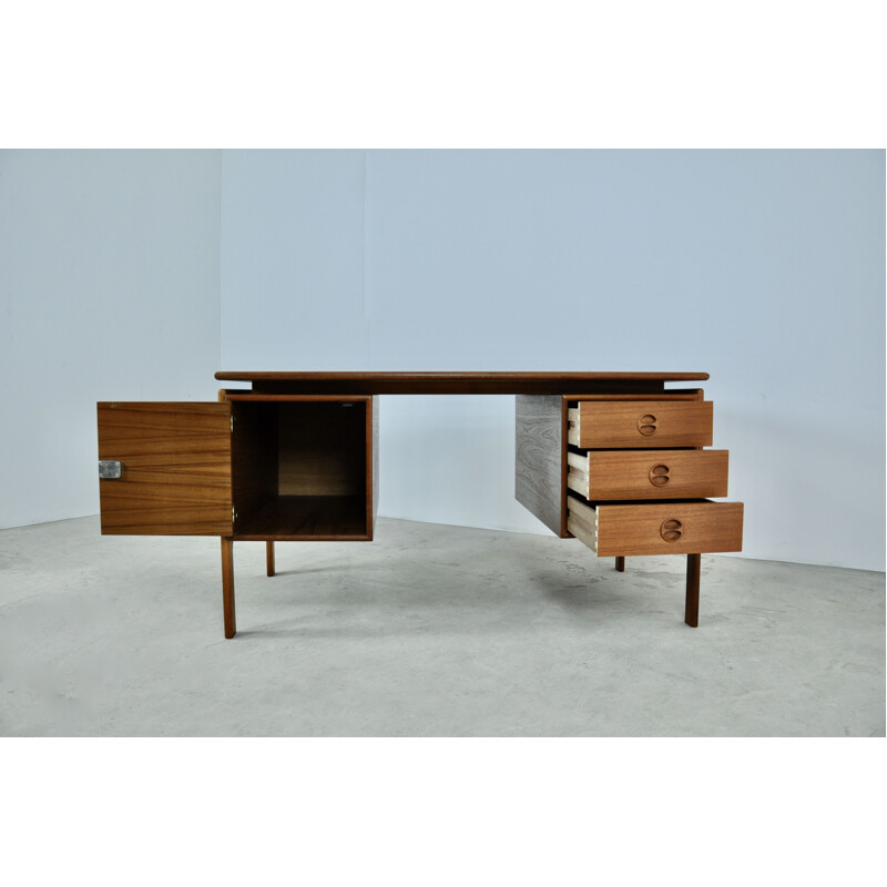 Vintage desk by Arne Vodder for GV Møbler 1960s