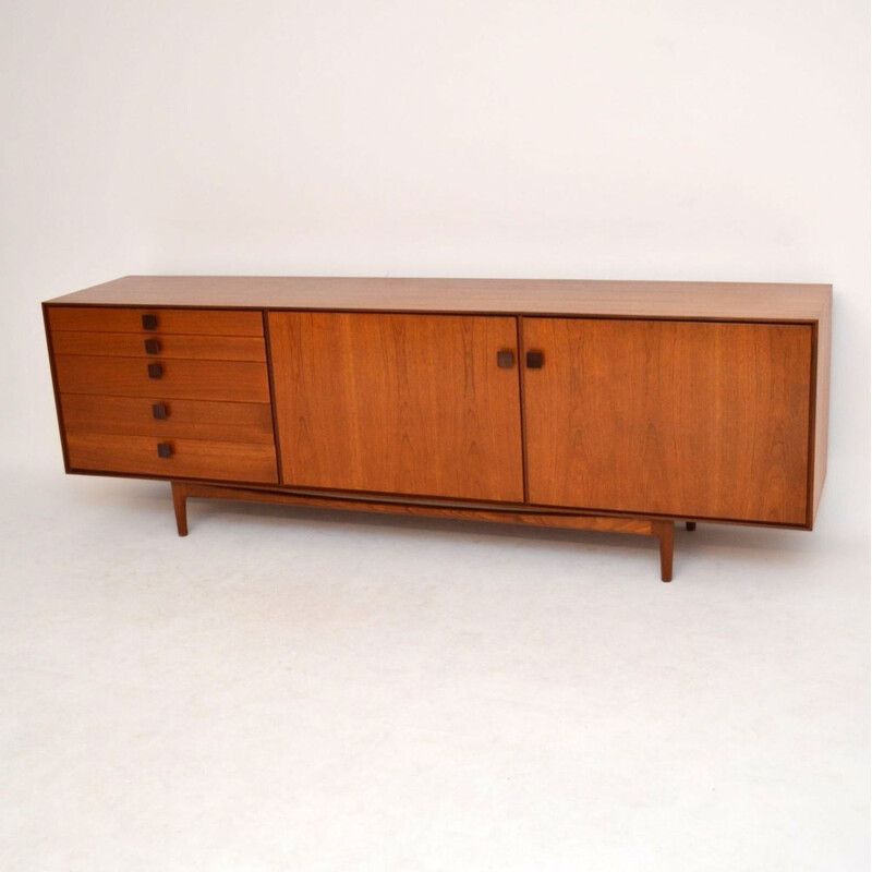 G-Plan sideboard in teak and rosewood, Kofod LARSEN - 1960s