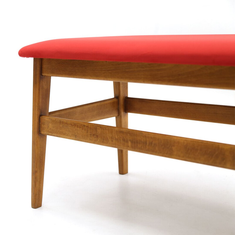 Panchina vintage in legno con piano in velluto rosso 1960