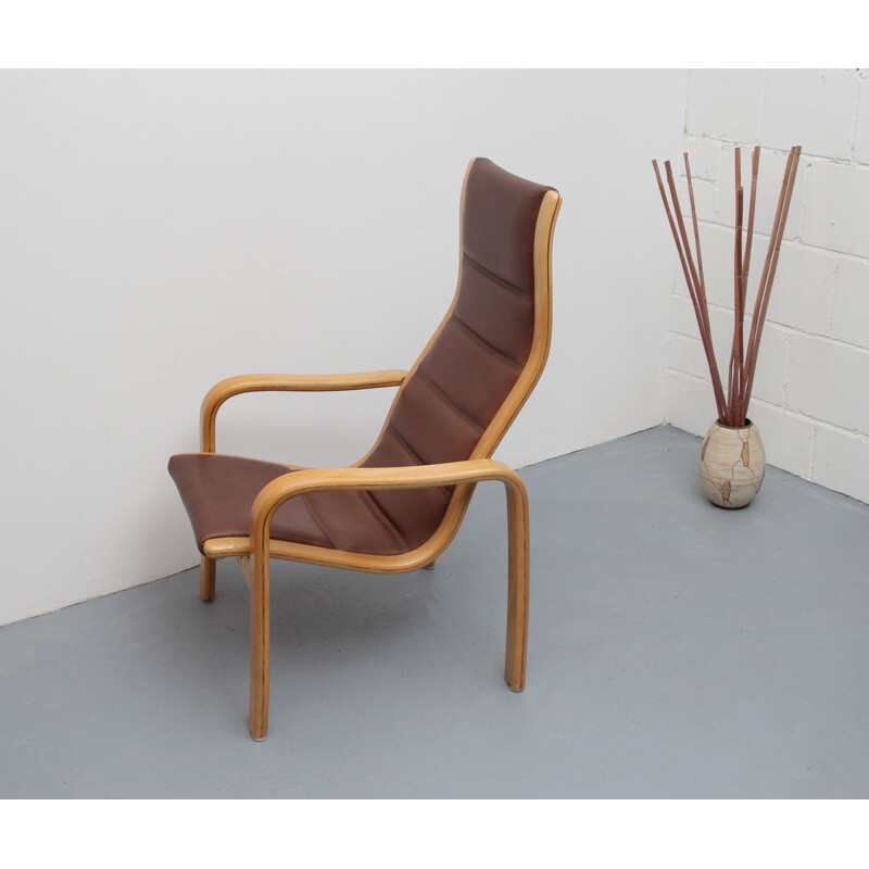 Vintage lounge chair by Yngve Ekström for Swedense, Sweden 1980