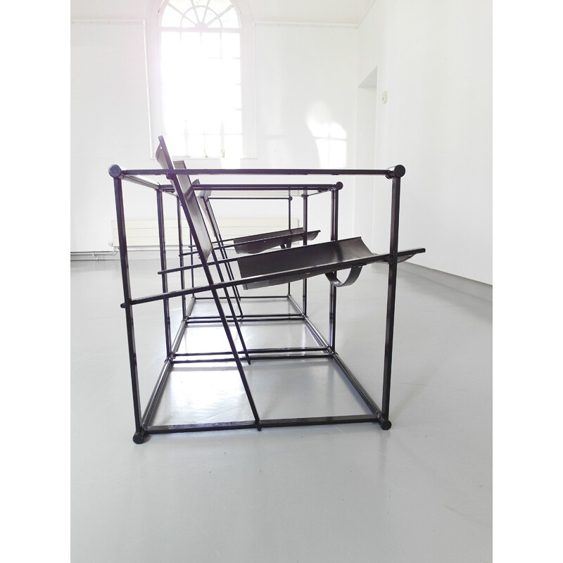 Paire de fauteuils Pastoe noir en métal et cuir, Radoub VAN BEEKUM - 1980