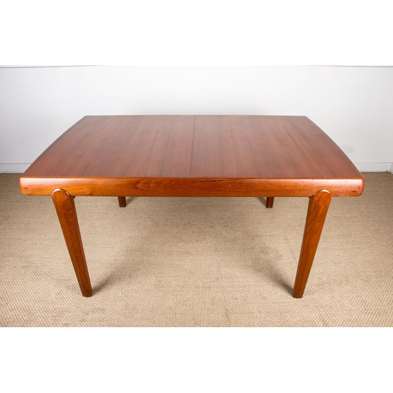 Très grande table vintage par Ejvind A. Johansson  Danemark 1960