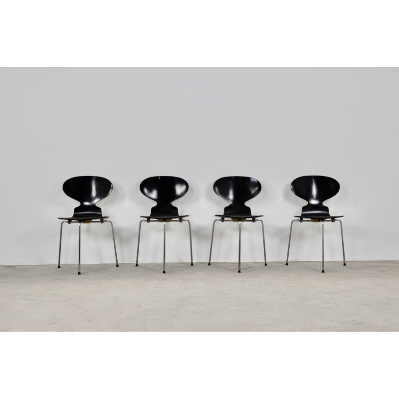 Ensemble de 4 Chaises vintage par Arne Jacobsen pour Fritz Hansen 1950