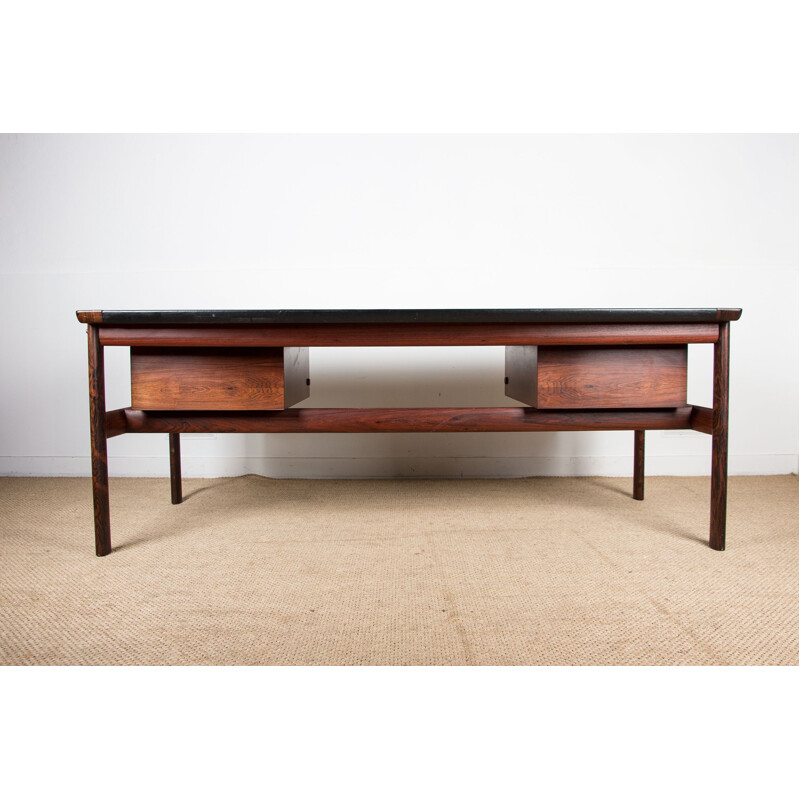 Grand table de bureau vintage en palissandre Arne Vodder Danemark 1960