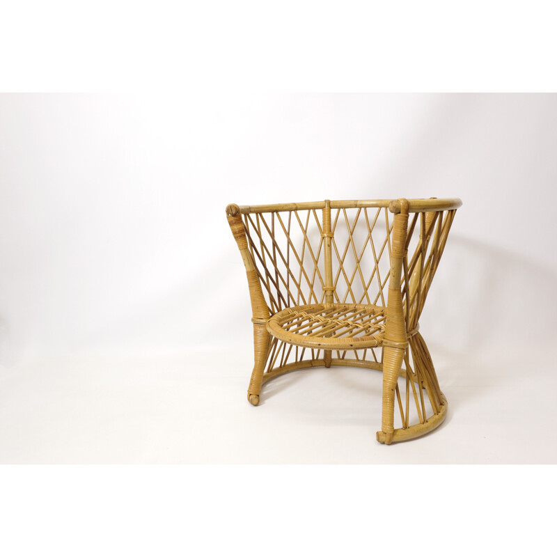 Vintage children's chair in rattan, 1970