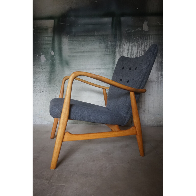 Vintage armchair with beech wood frame 