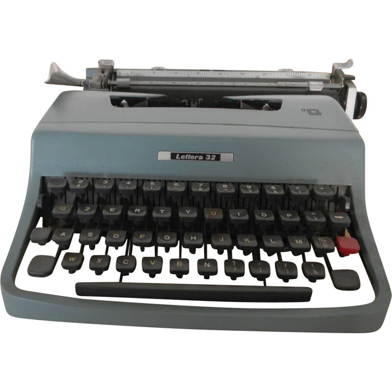Máquina de escribir antigua Olivetti, Italia 1960