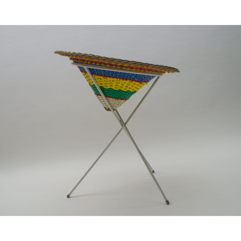 Vintage driepoot rieten display mand, 1950