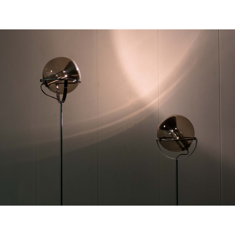 Pair of Raak Amsterdam "Globe" floor lamps in chromed steel, Frank LIGTELIJN - 1960s