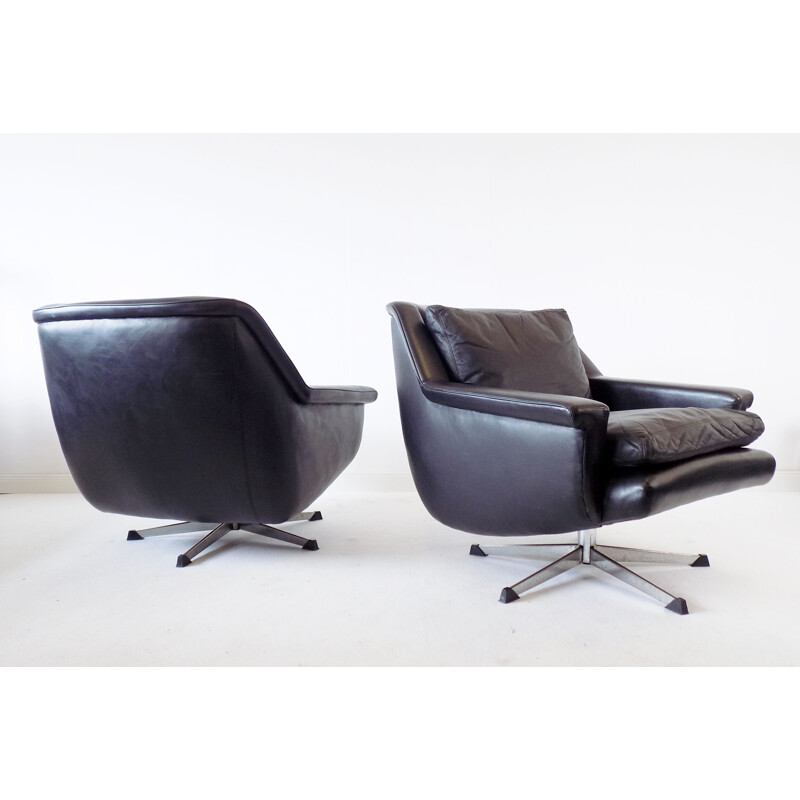  Set of 2 vintage black leather armchairs by Werner Langenfeld 1960s