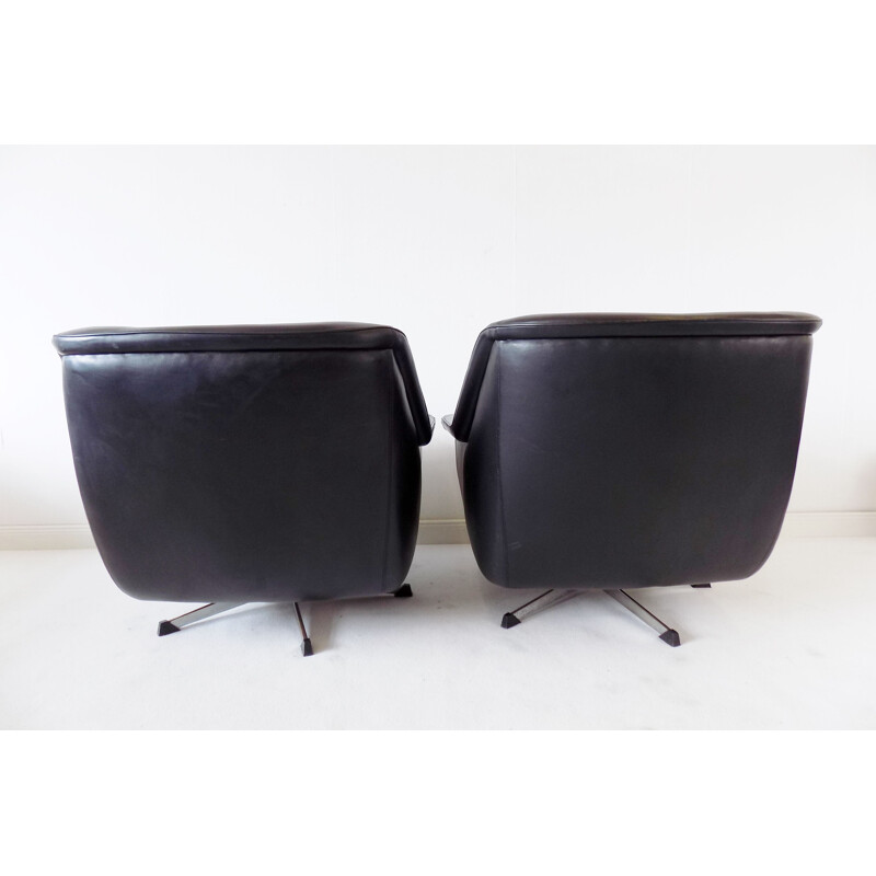  Set of 2 vintage black leather armchairs by Werner Langenfeld 1960s