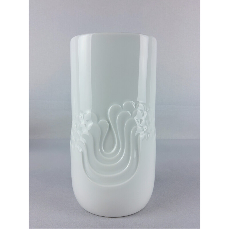 Vintage white porcelain vase by Tapio Wikkala for Thomas, 1970