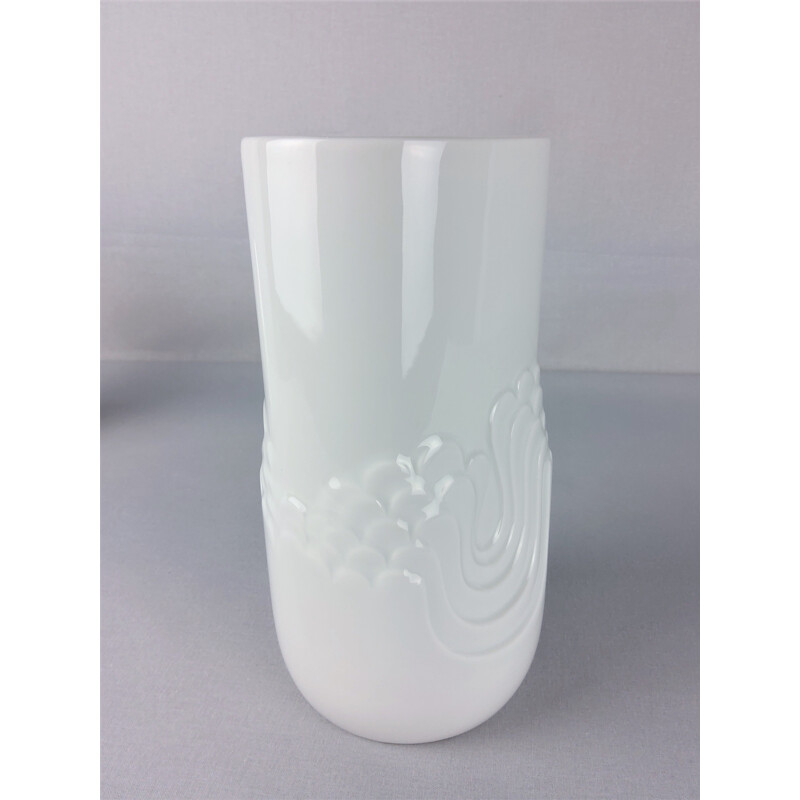 Vintage white porcelain vase by Tapio Wikkala for Thomas, 1970