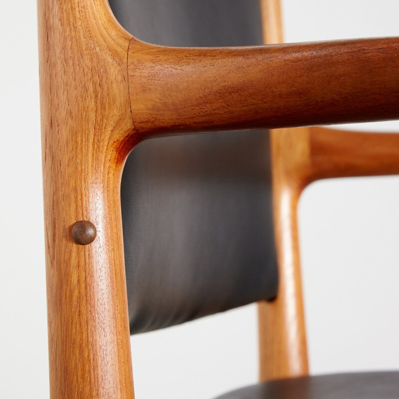 Poltrona vintage in teak di Johannes Hansen 1960