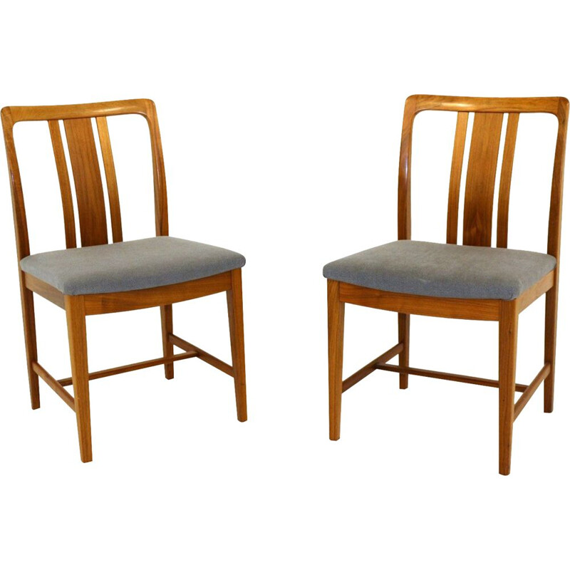 Cadeiras de nogueira Vintage Suécia 1960