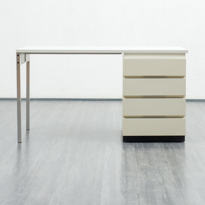 Vintage coffee table by Dieter Rams for Vitsoe 1970s