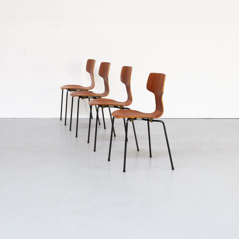 Set of 4 vintage hammer chairs by Arne Jacobsen 1960s