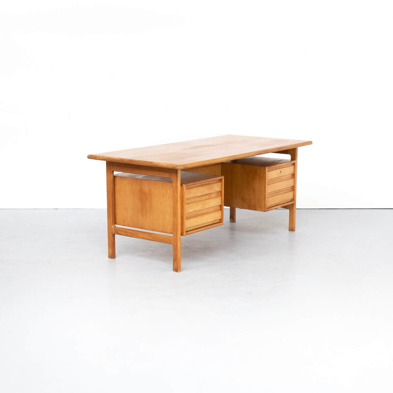 Vintage oak desk for GV Mobler