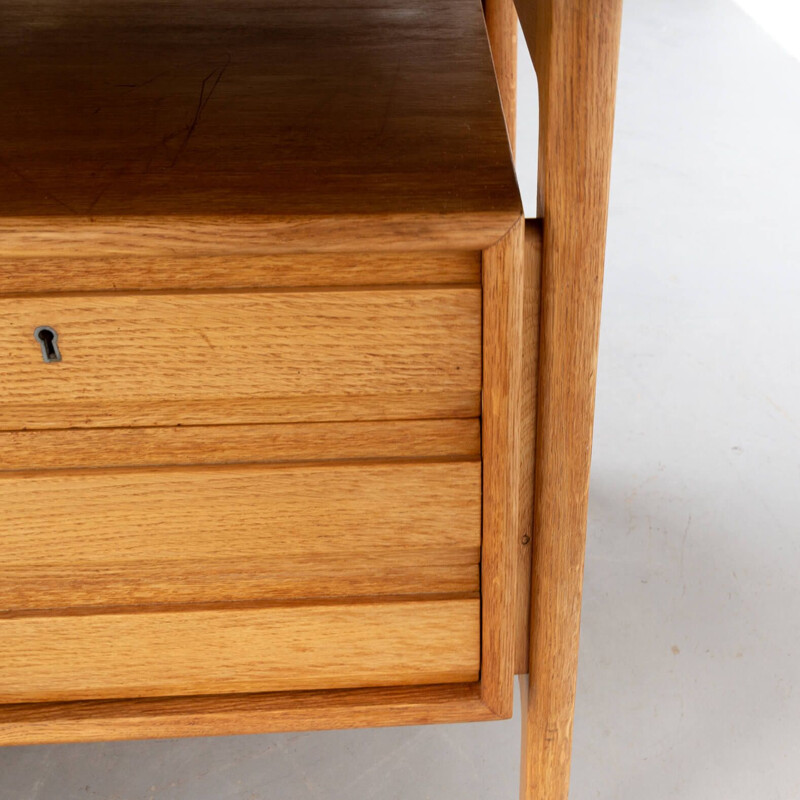 Vintage oak desk for GV Mobler