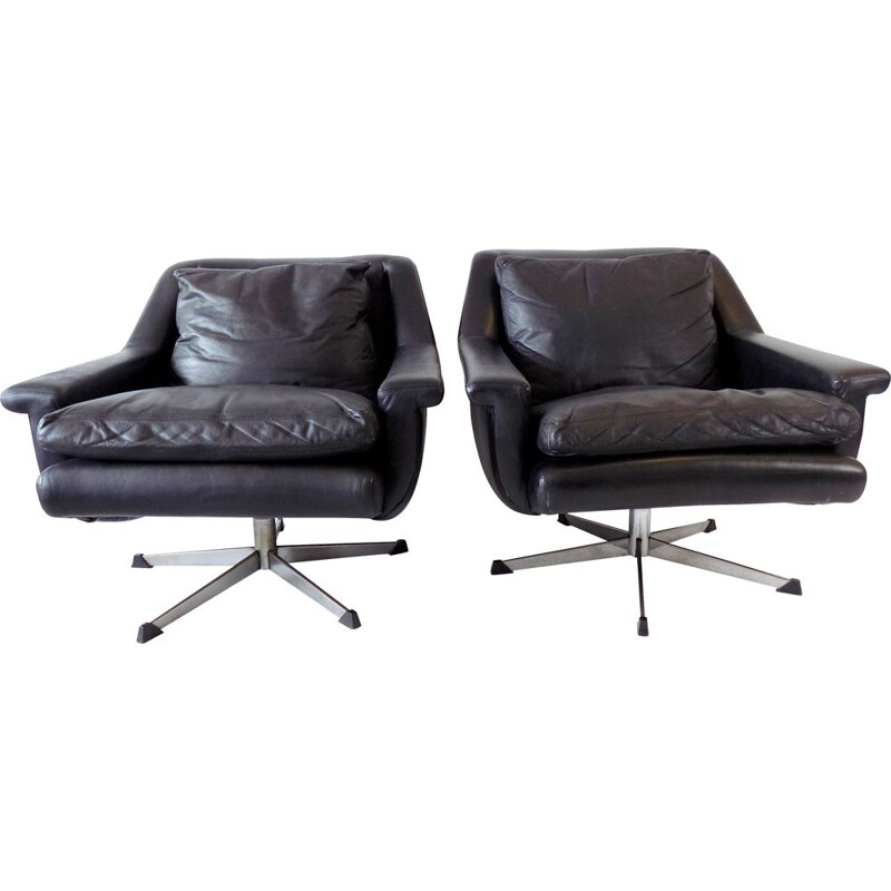  Set of 2 vintage black leather armchairs by Werner Langenfeld 1960s