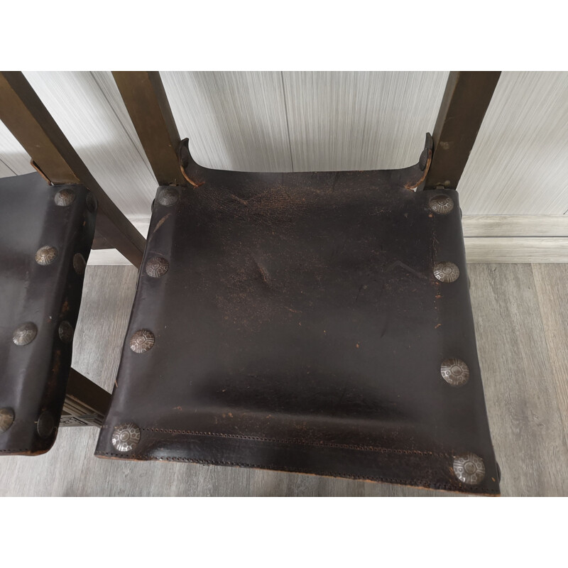 Vintage knight's chair in solid walnut leather throne