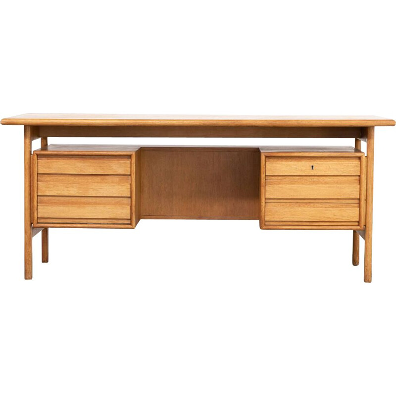 Vintage oak desk for GV Mobler