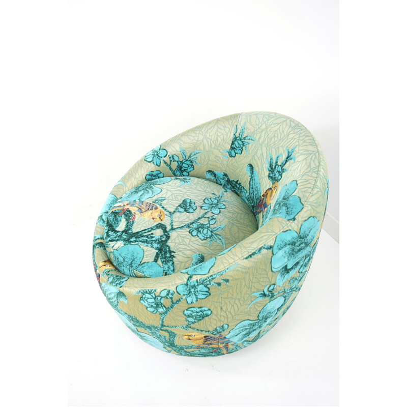 Vintage egg-shaped swivel armchair in turquoise fabric